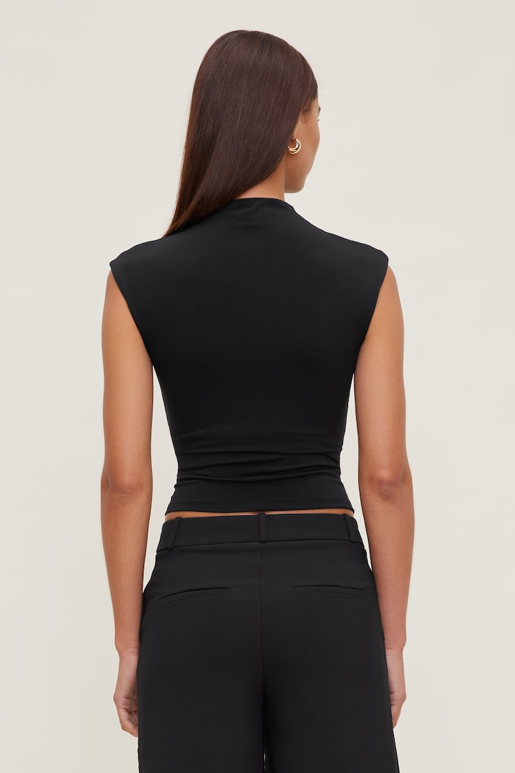Bria Sculpt Top