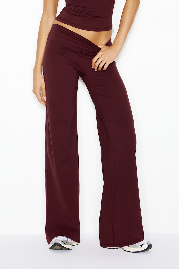 Perfect Peach Active Pants, Burgundy Bite, large
