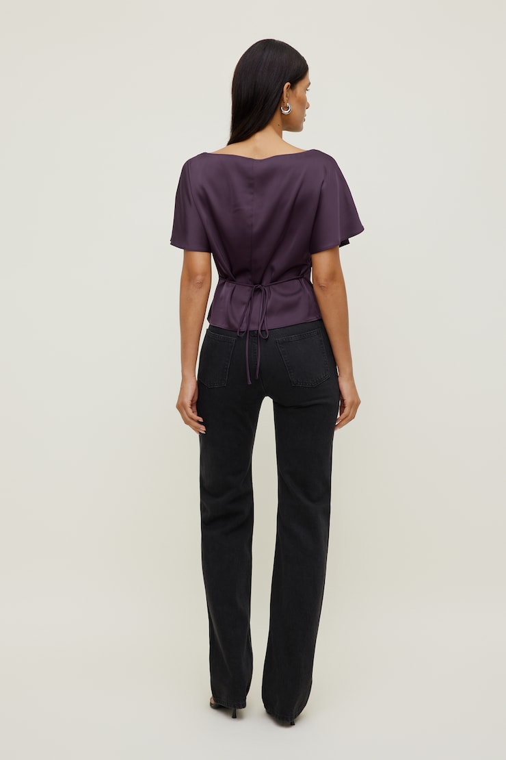 Blouse en satin Farra Mauve prune parfaite large