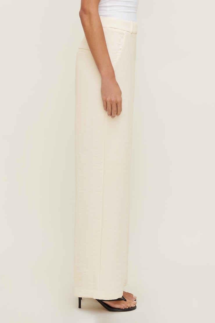 Airflow High Rise Wide Leg Pants Cashmere Cream large