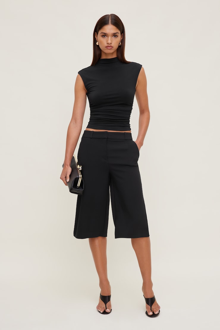 Bria Sculpt Top