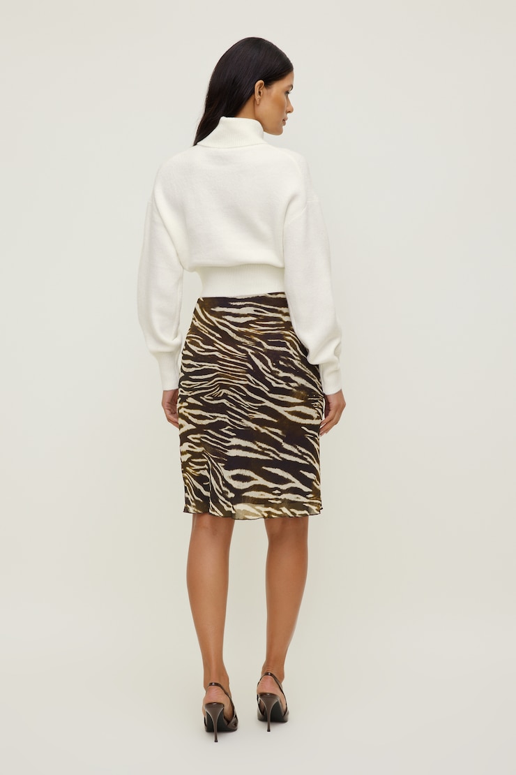 Ellora Cropped Turtleneck Sweater Snow White large