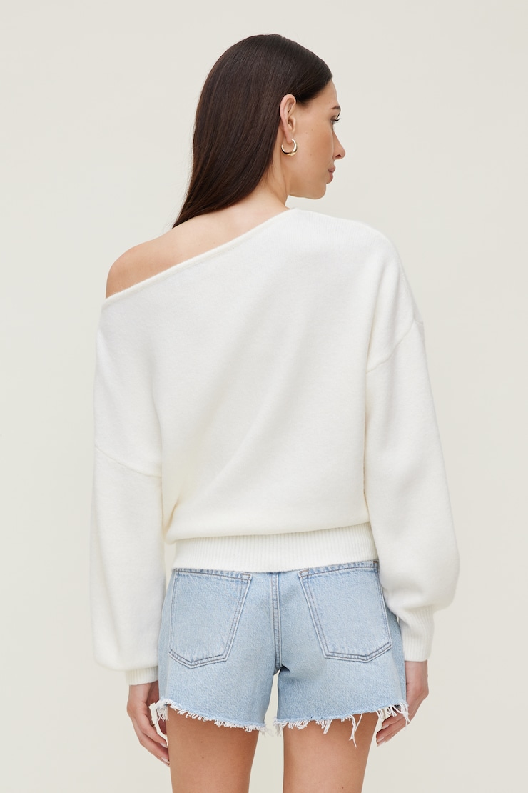 Lola Off Shoulder Sweater Snow White large