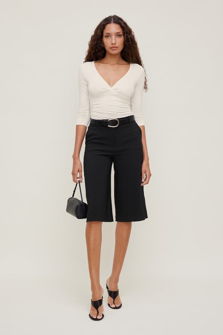Pull Through Faux Leather Belt Black / Gold large