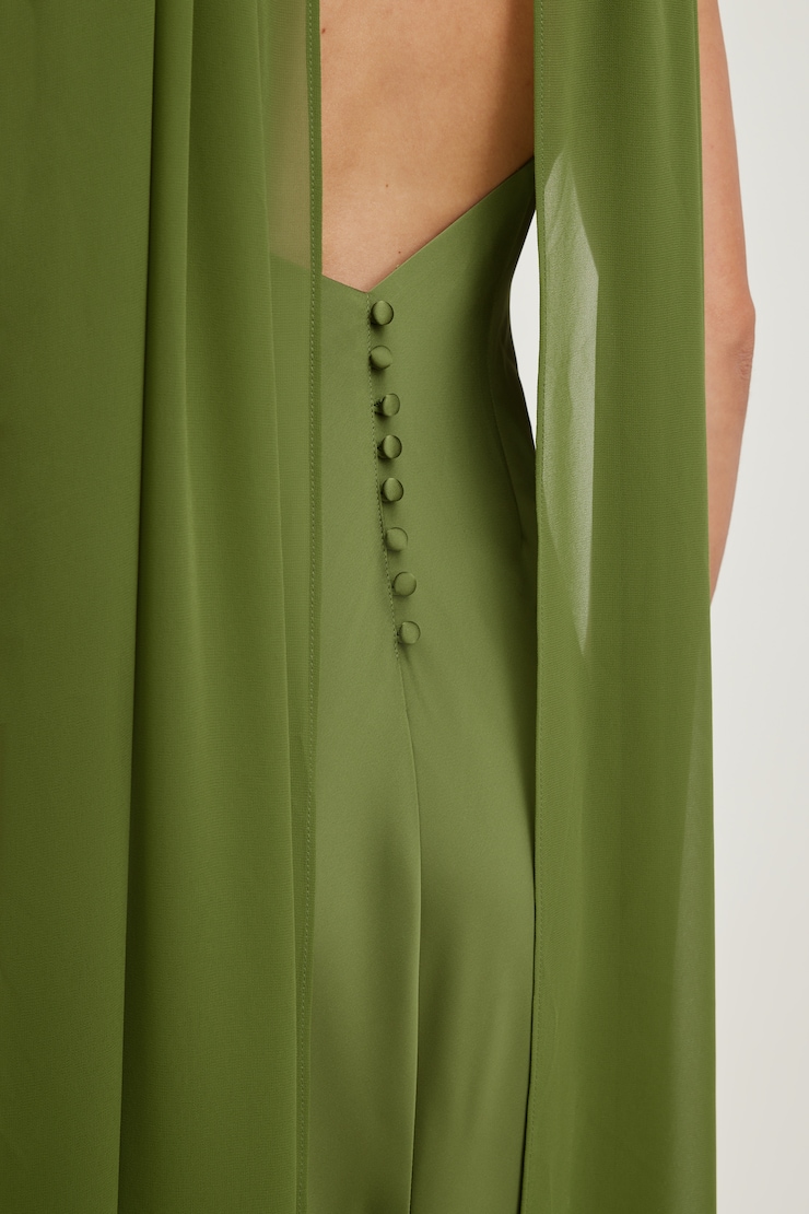 Robe écharpe licou maxi en satin Vert calla large