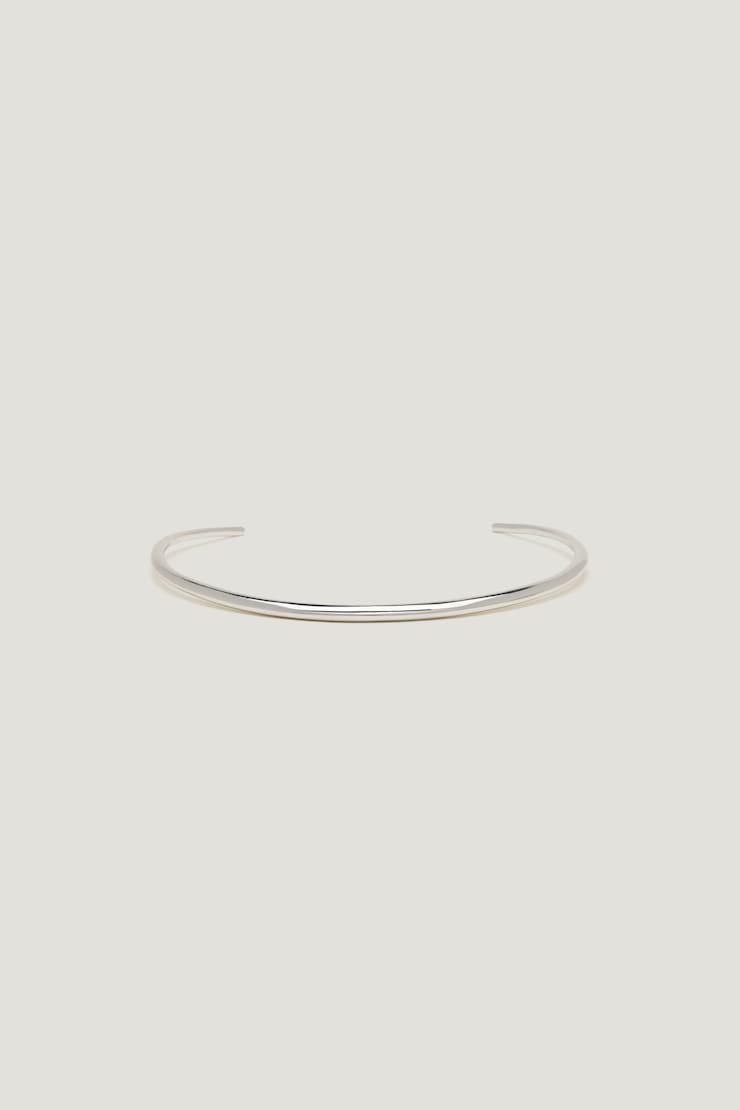 Coil Collarbone Necklace
