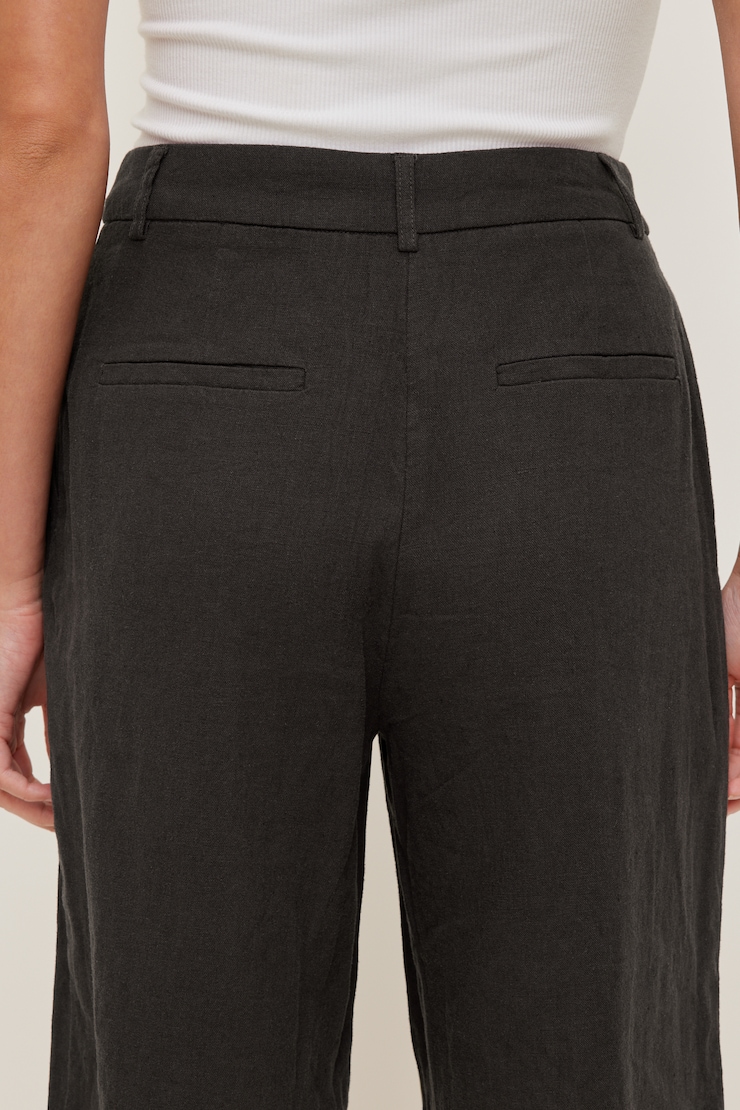 Linen High Rise Bermuda Shorts Chocolate Torte Brown large