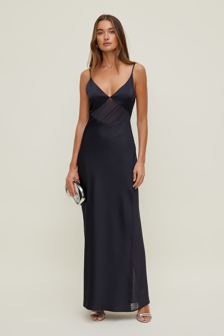 Robe maxi en satin diaphane