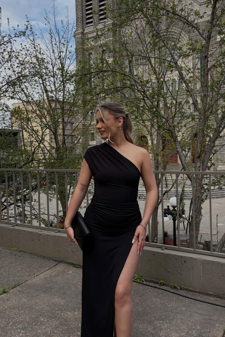 Sculpt Slit Maxi Dress Jet Black large