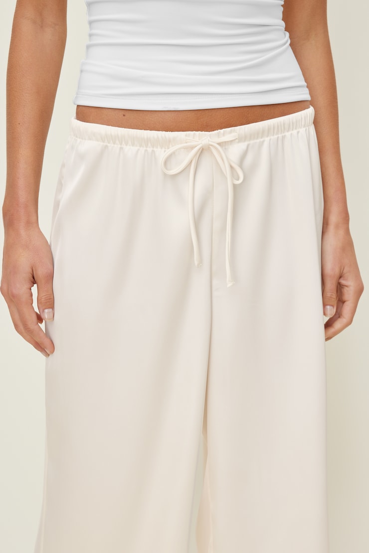 Leo Satin Capri Pants Sea Salt Cream large