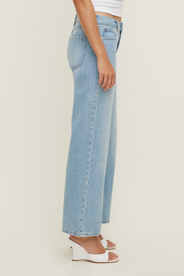 Jules Relaxed Low Rise Straight Leg Jeans Light Indigo / Estes Blue large