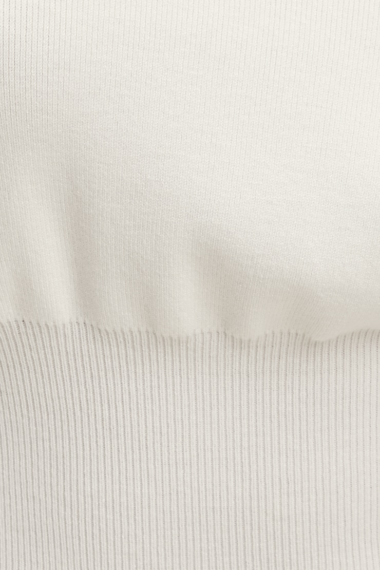 Chandail cintré Suri Blanche-Neige large