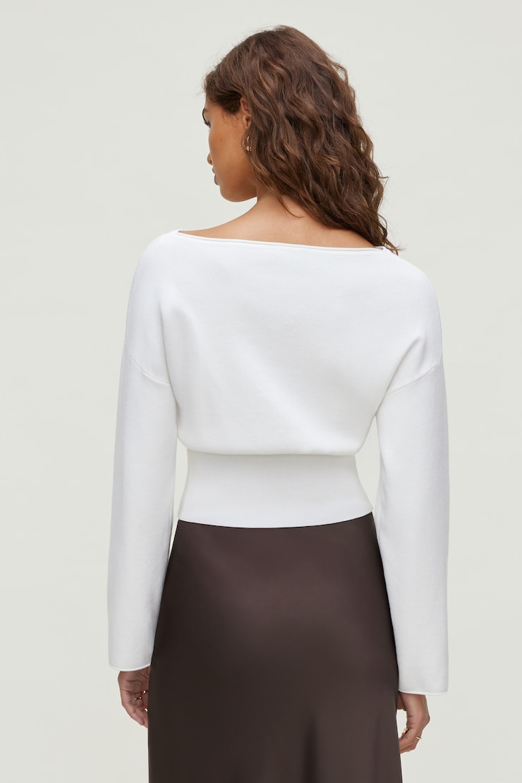 Suri Cinched Sweater Snow White large