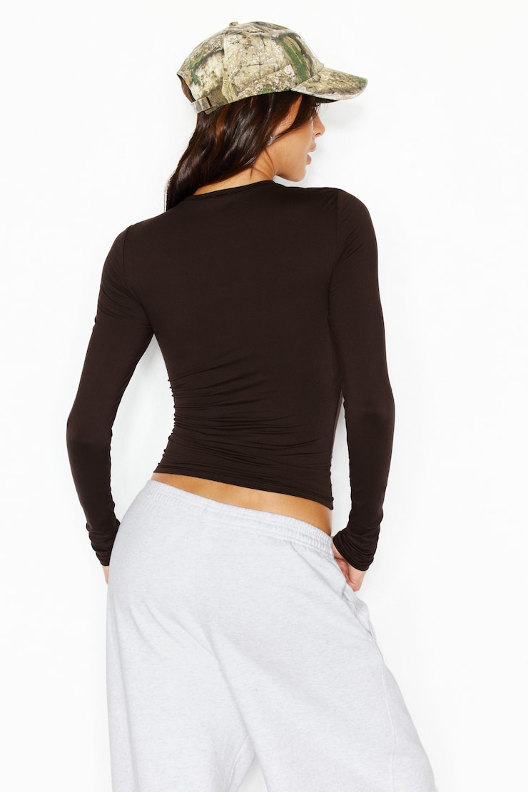 Baretouch Crewneck Long Sleeve Top, Chocolate Mousse Brown, large
