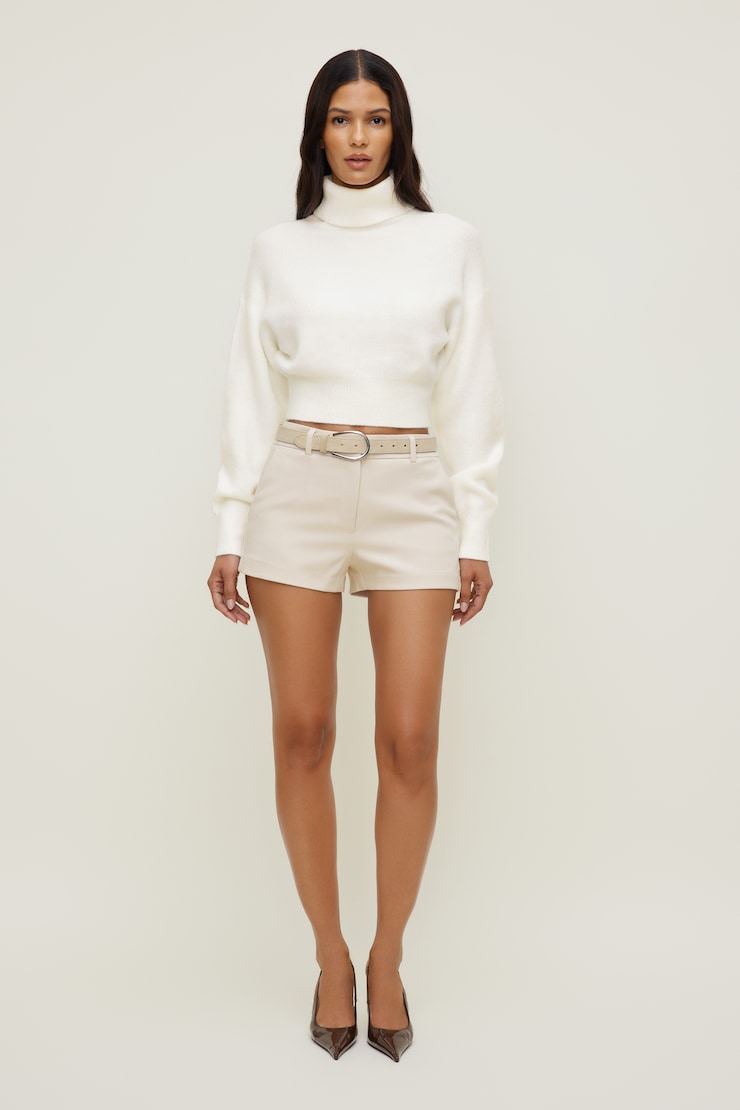 Short ajusté à taille haute