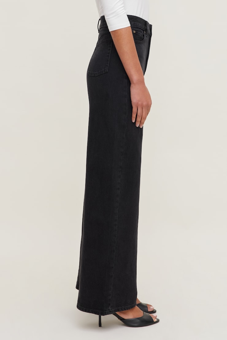 Harlow Ultra High Rise Wide Leg Jeans Granite Black large