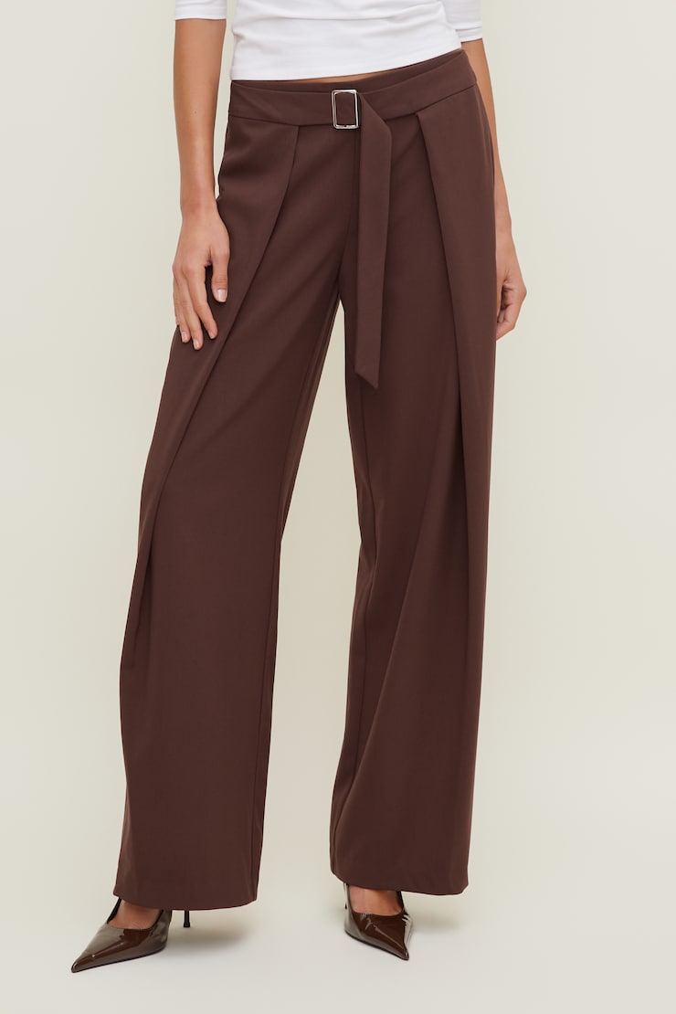 Pantalon à plis Tate Bourgogne chocolat amer large