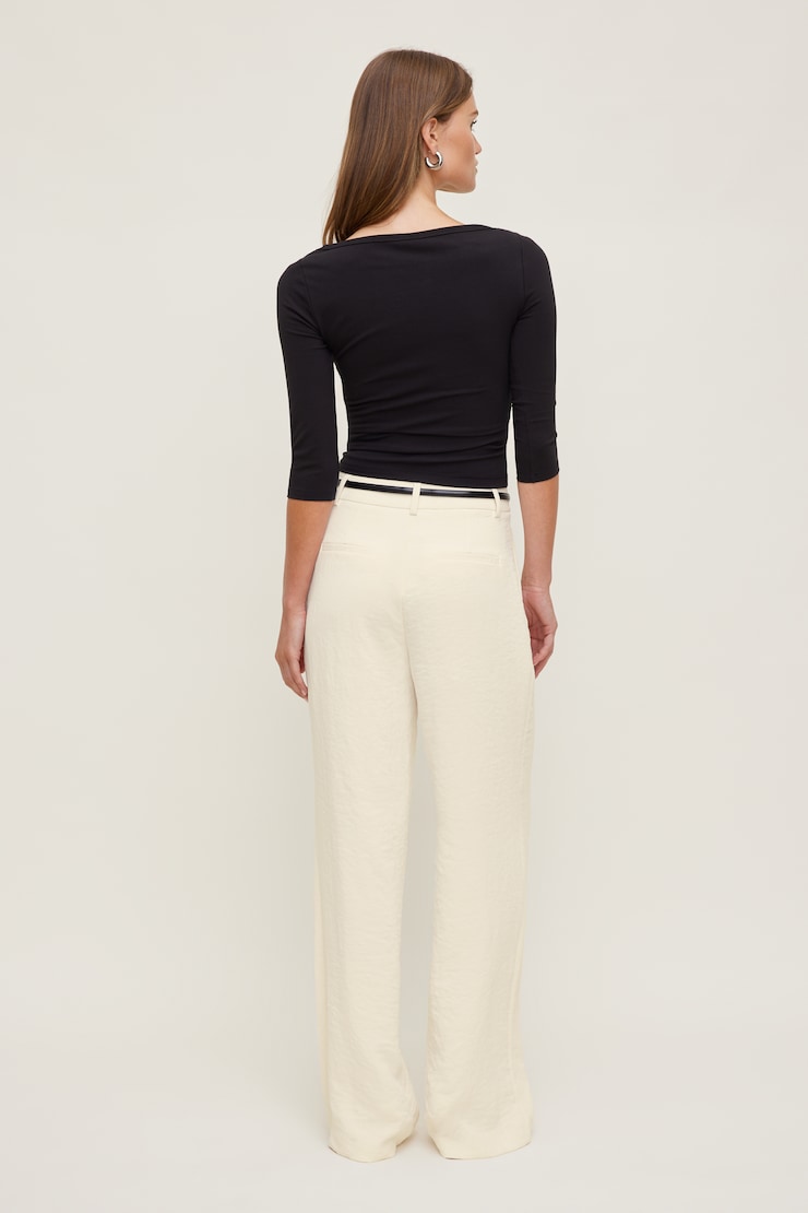 Alex Airflow Wide Leg Pants Cashmere Cream large