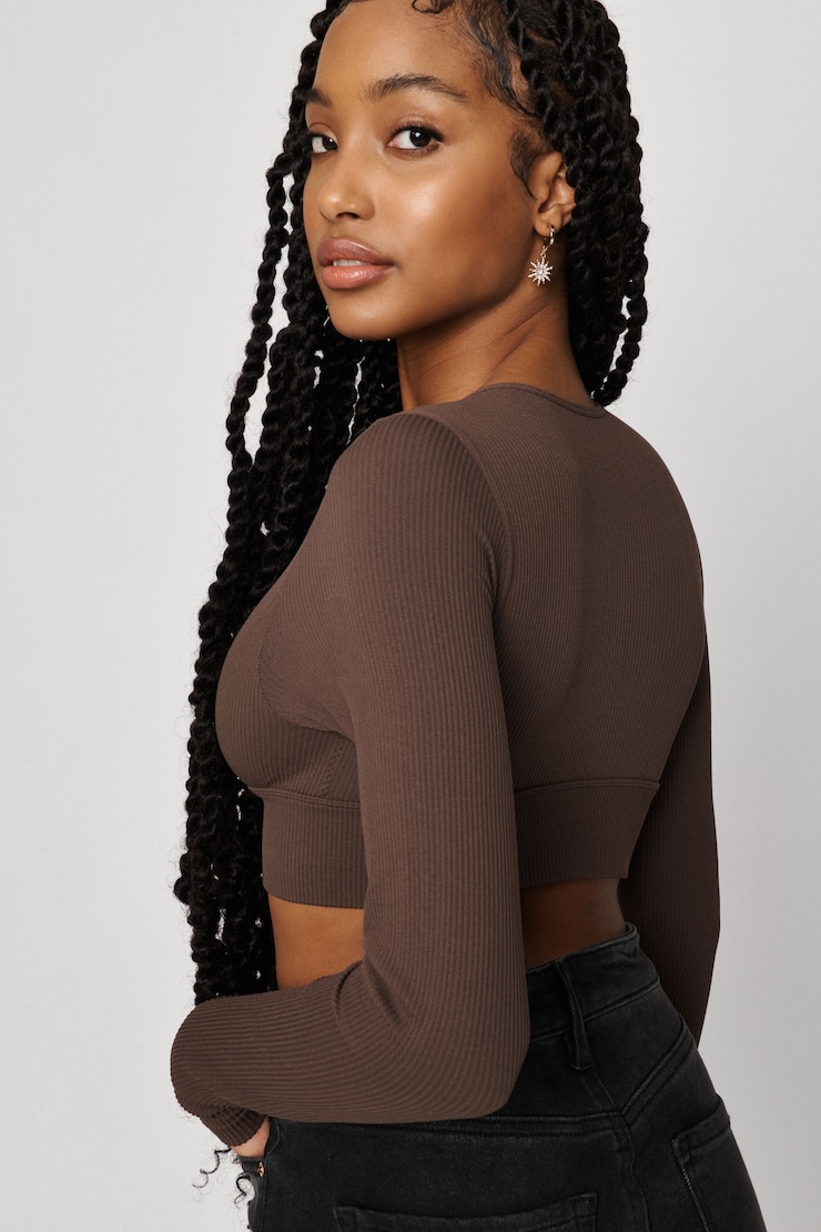 Scarlett Seamless Deep Plunge Long Sleeve Tee Brown | Garage