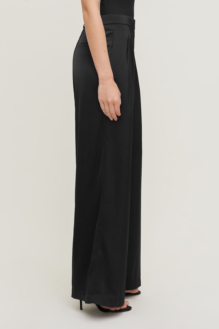 Pantalon en satin à jambe large