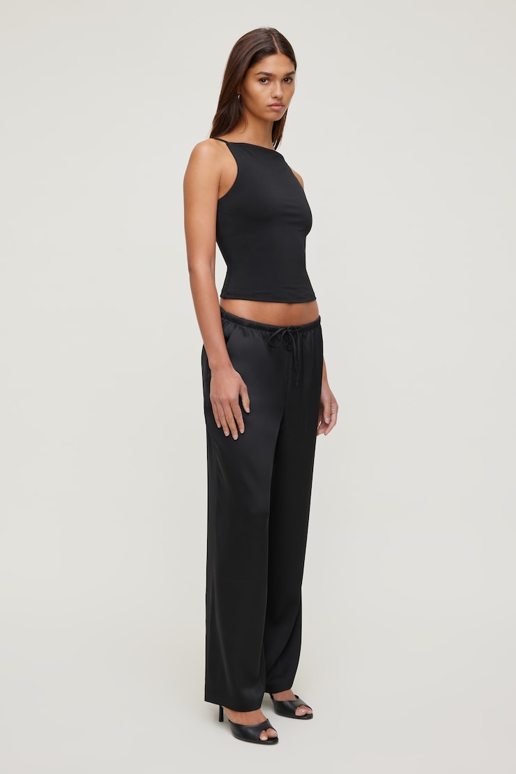 Sculpt Strappy Boat Neck Tank Top Black | Dynamite