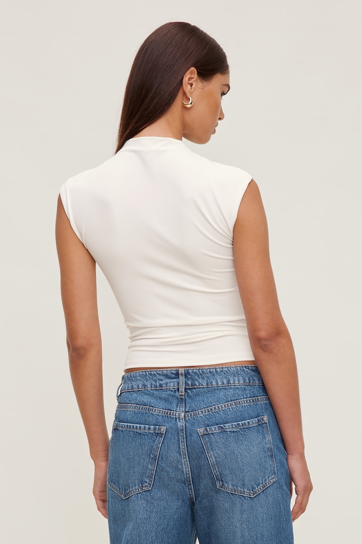 Bria Sculpt Top