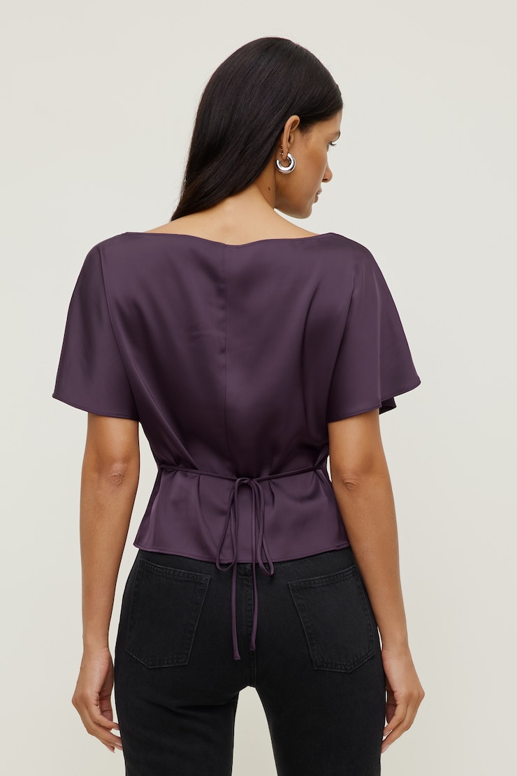 Blouse en satin Farra Mauve prune parfaite large