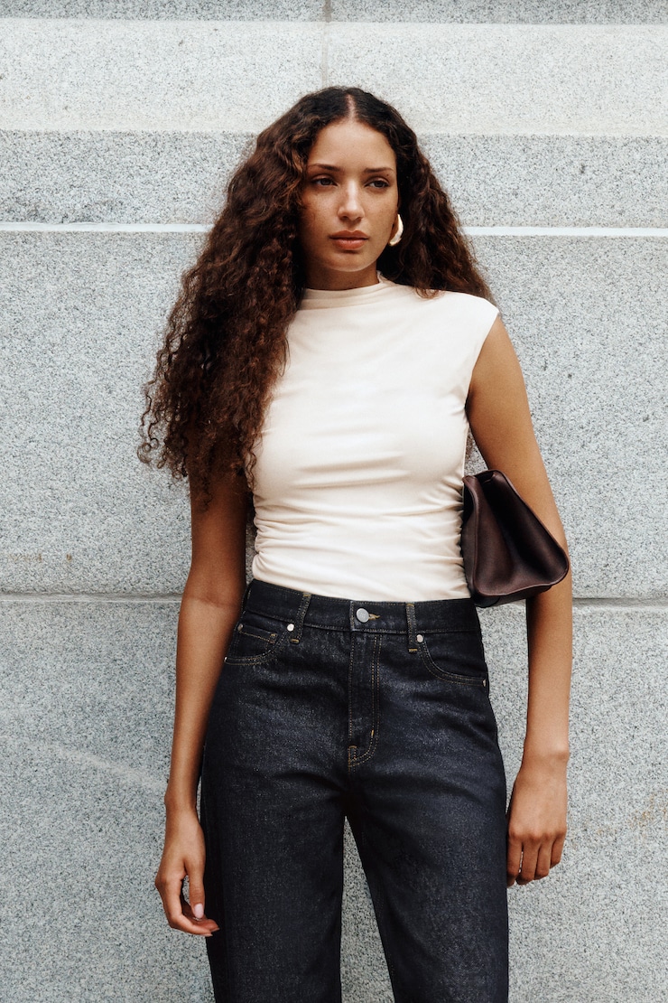 Bria Sculpt Top
