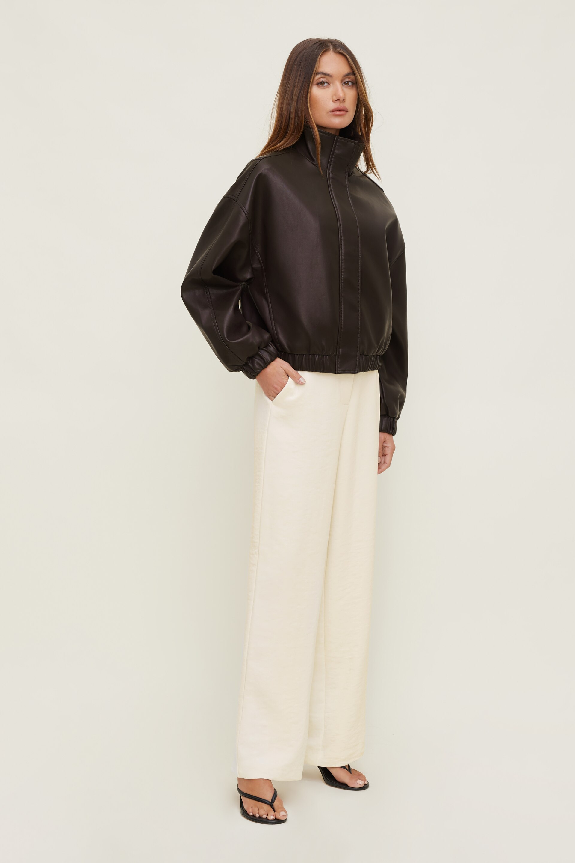 Airflow High Rise Wide Leg Pants