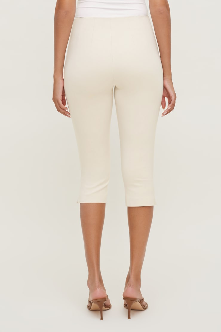 Liv Capri Pants Rainy Day Beige large