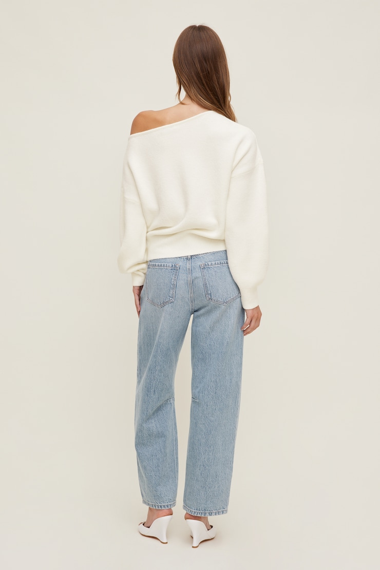 Lola Off Shoulder Sweater Snow White large
