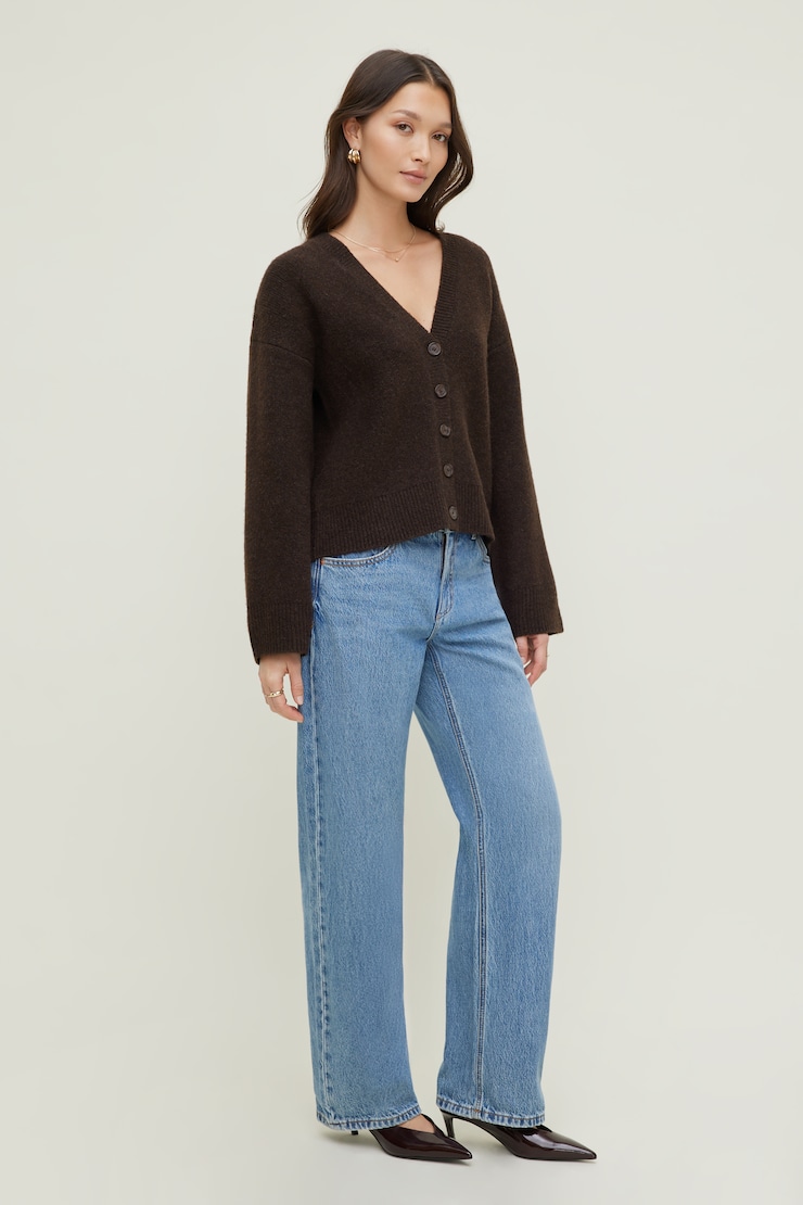 Relaxed V Neck Cardigan Brown | Dynamite
