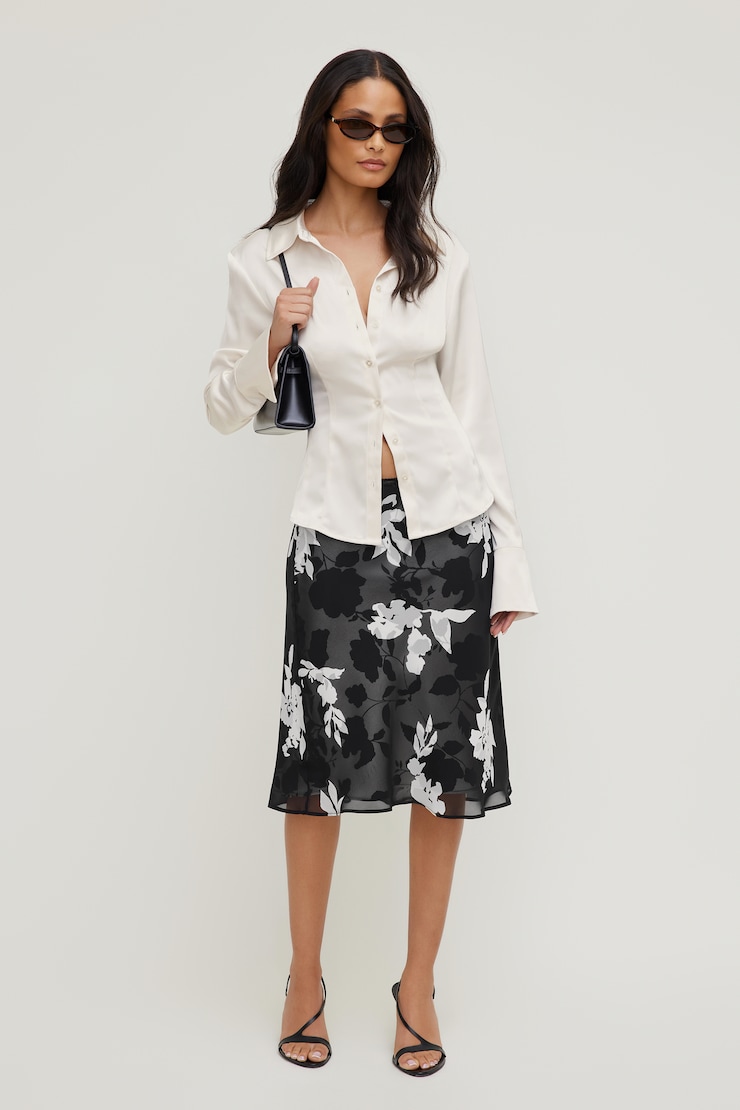 Jupe midi imprimée en satin et georgette Fleuri noir et blanc large
