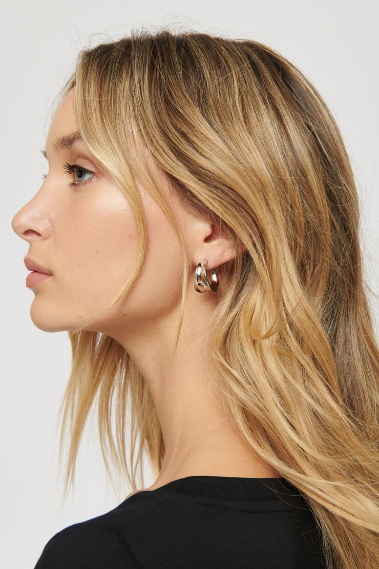 Anneaux d’oreilles concaves