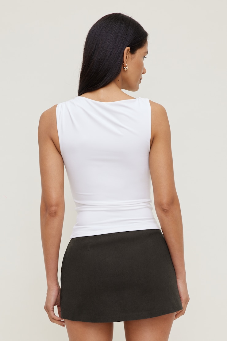 Sculpt Metal Detail Top