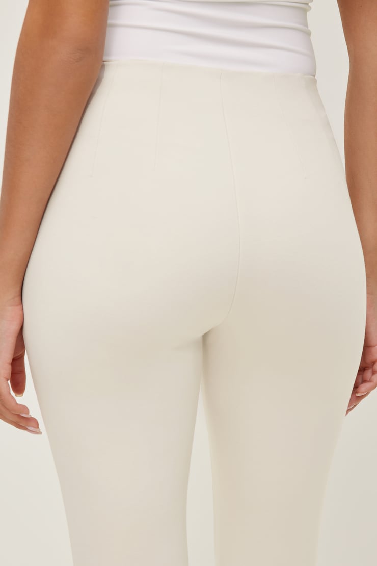 Liv Capri Pants Rainy Day Beige large