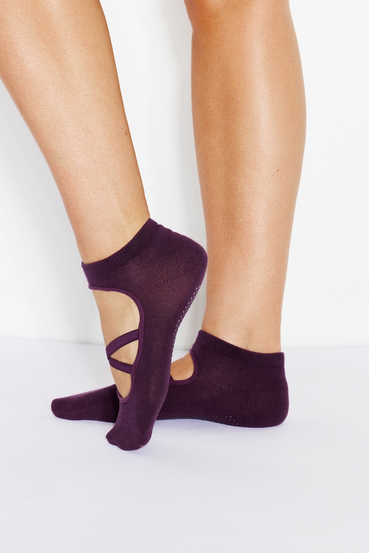 The Pilates Socks, Wild Berry Maroon, large