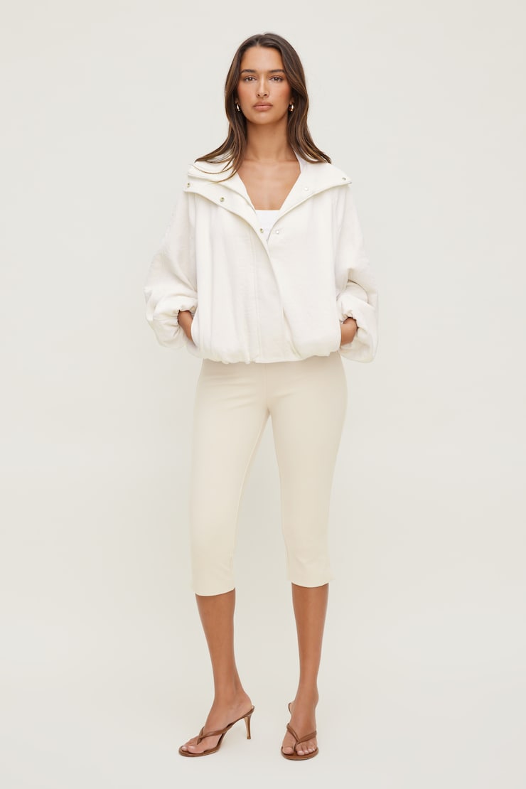 Liv Capri Pants Rainy Day Beige large