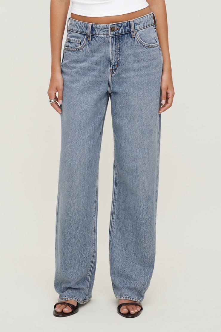 Mika Mid Rise Relaxed Straight Leg Jeans Medium Light Indigo / Miles Away large