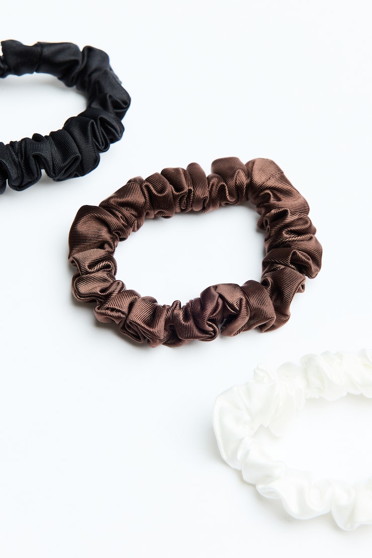 Set of 3 Mini Scrunchies, Jet Black/Armadillo Brown/White, large