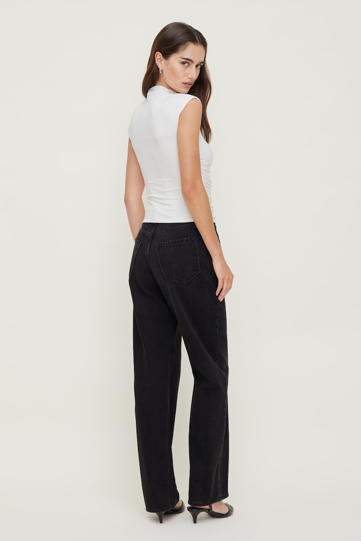 Mika Mid Rise Relaxed Straight Leg Jeans Dark Black / Gunnison large