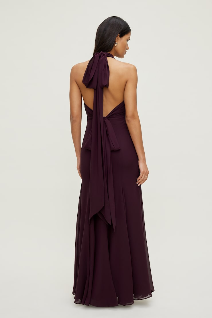 Robe maxi évasée à col plongeant Bourgogne dégustation de vins large