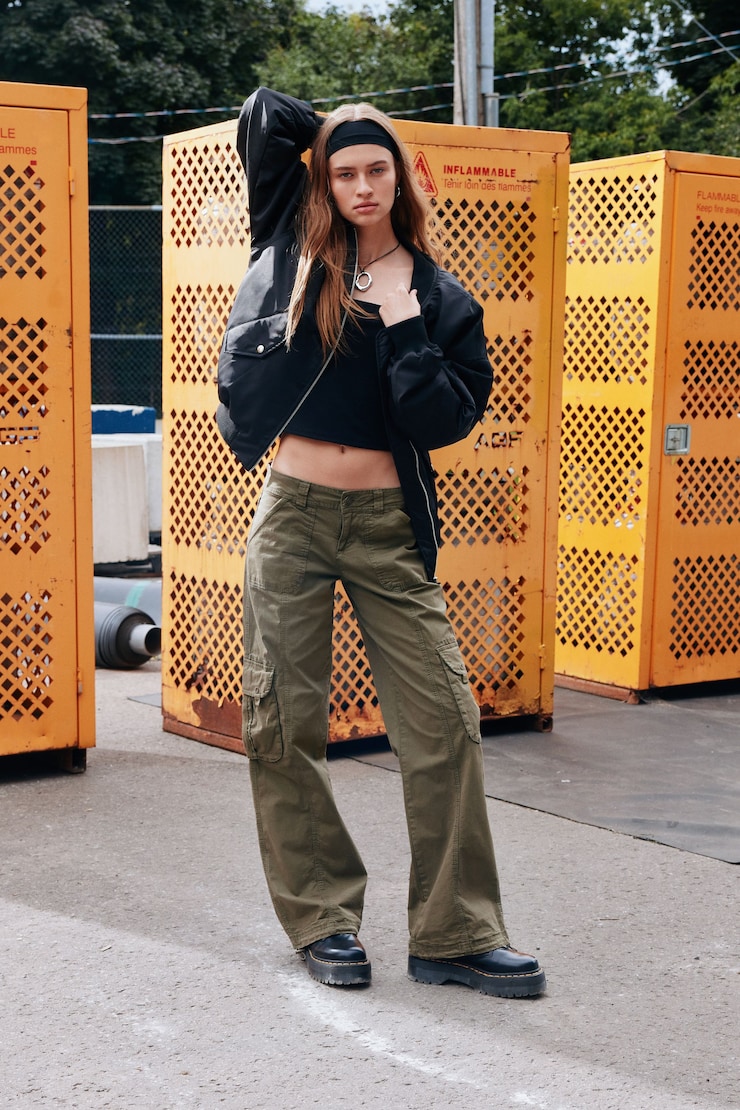 Chicago Low Rise Cargo Pant, Army Green, large