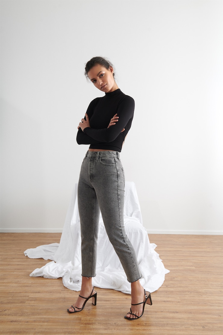 ETHOS | Rosie Slim Leg Ankle Jeans Lunar Surface large