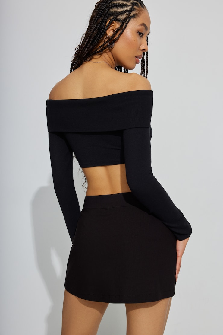 That's Hot Mini V Waist Skort, Jet Black, large
