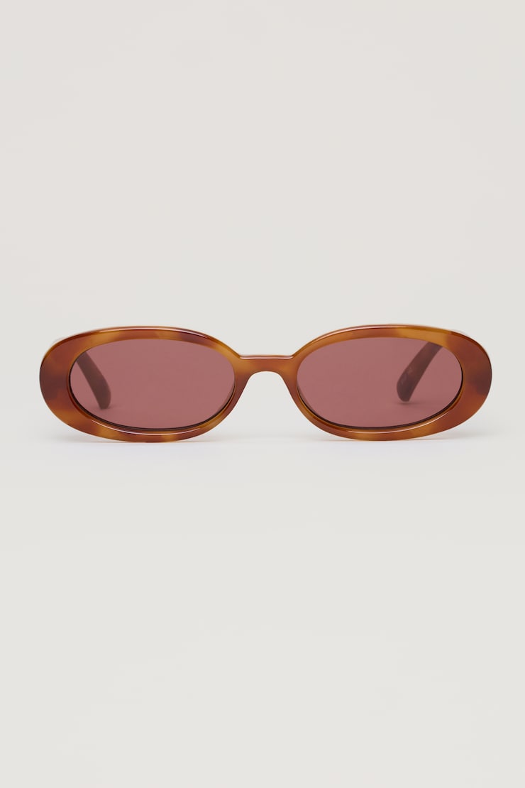 LE SPECS | Outta Love Oval Sunglasses Vintage Tortoise | Dynamite