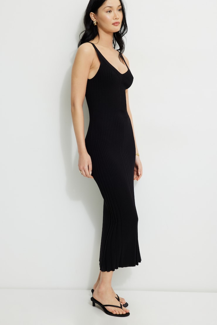 Robe maxi en tricot côtelé à col en V