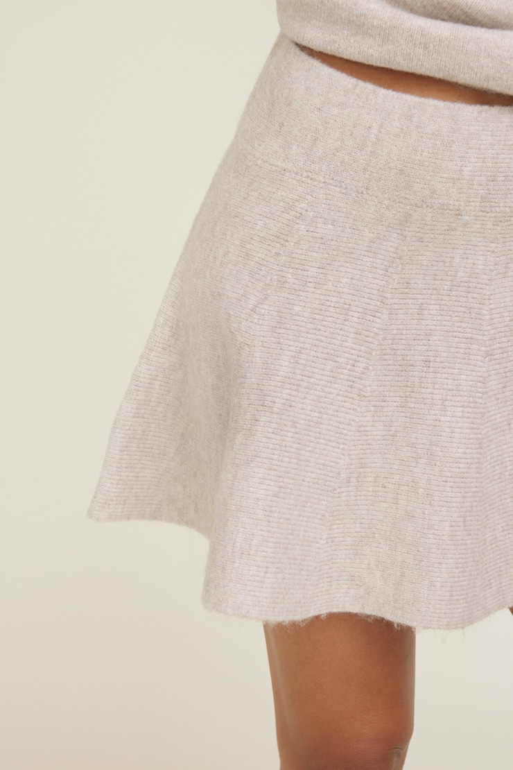 Minijupe à taille basse en tricot Beige mélange atmosphère large