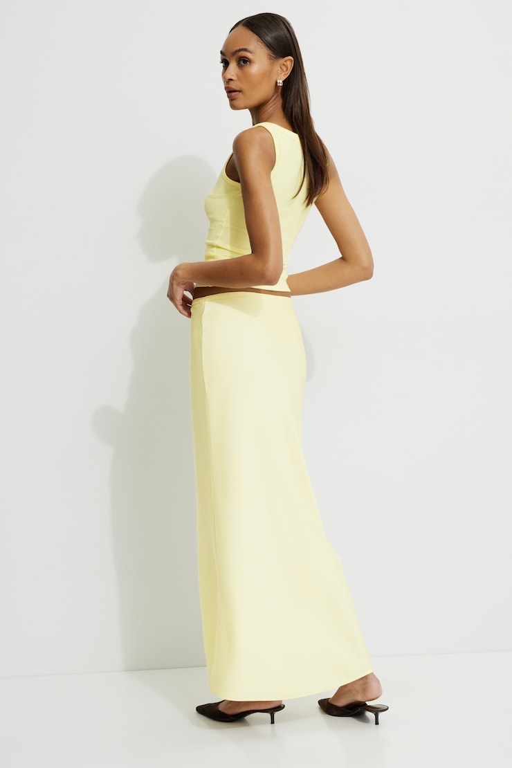 Jupe maxi à enfiler en satin Cary Jaune double-crème large