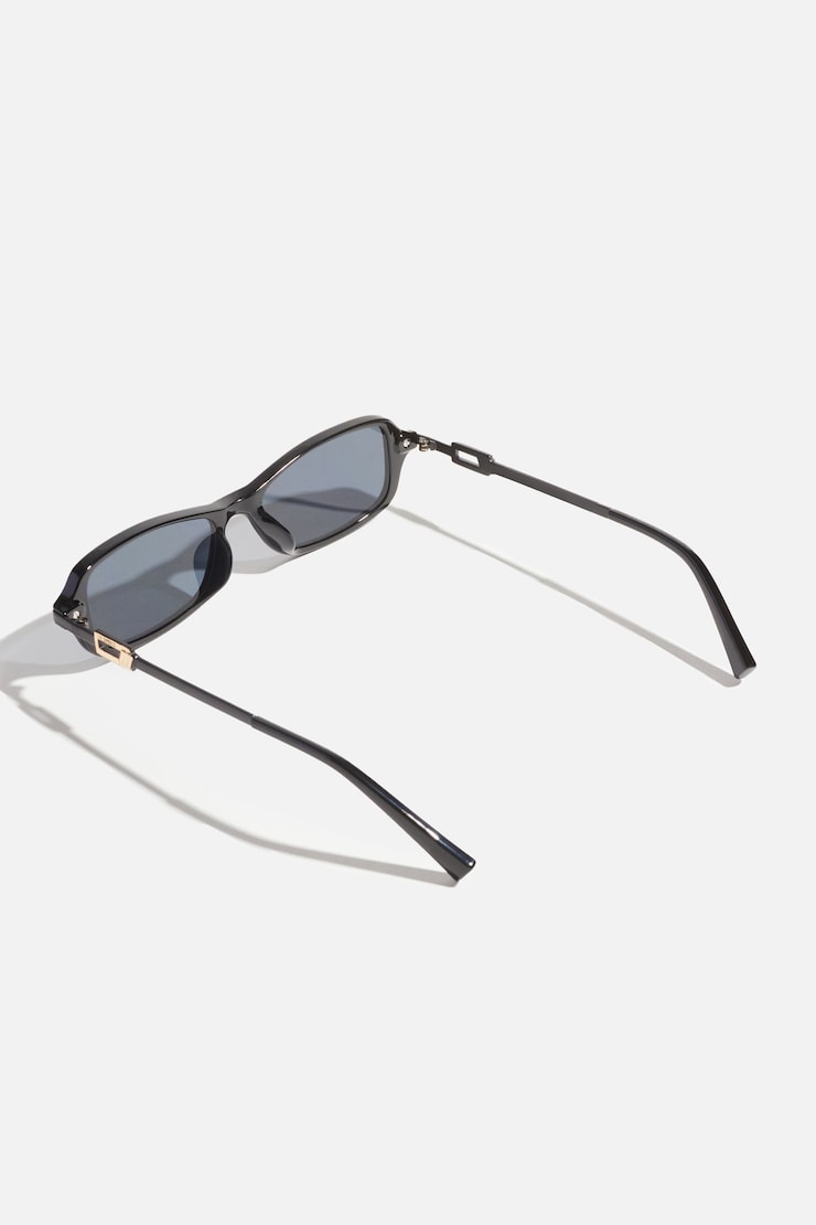 LeLeページ LE SPECS | Bamboozler Sunglasses Black | Dynamite